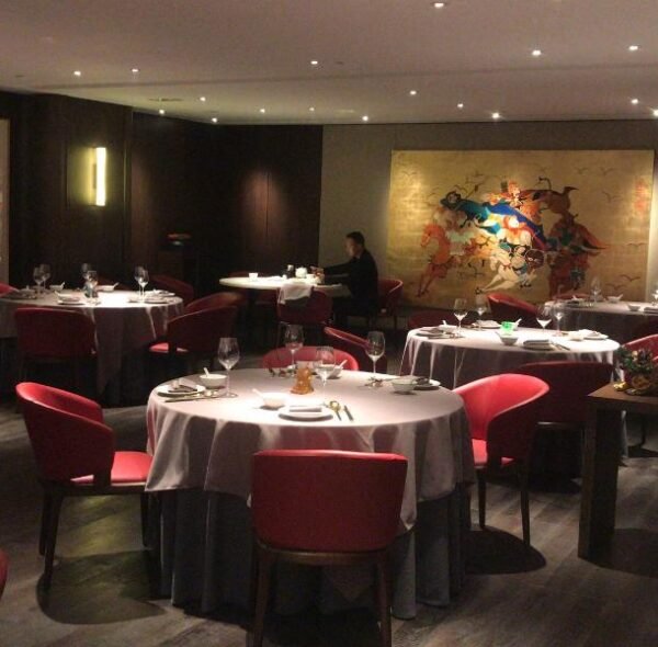 Xinrongji: Simfoni Kemewahan dan Autentisitas Kuliner Tionghoa Berbintang Michelin